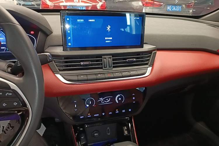 Used Dongfeng Aeolus Yixuan 2021 230T Automatic Hunter Edition Audio And AC Panel