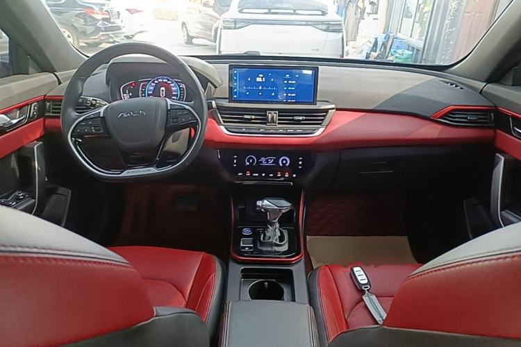 Used Dongfeng Aeolus Yixuan 2021 230T Automatic Zuiying Knight Edition Center Console