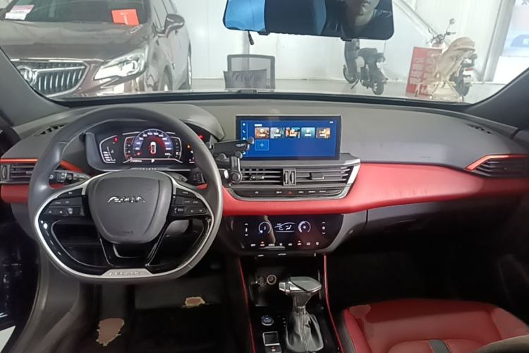 Used Dongfeng Aeolus Yixuan 2021 230T Automatic Zuiying Knight Edition Center Console