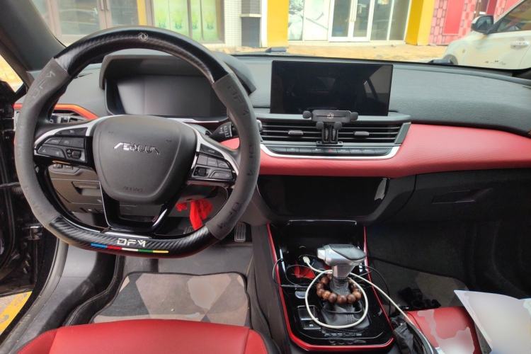 Used Dongfeng Aeolus Yixuan 2021 230T Automatic Zuiying Knight Edition Center Console