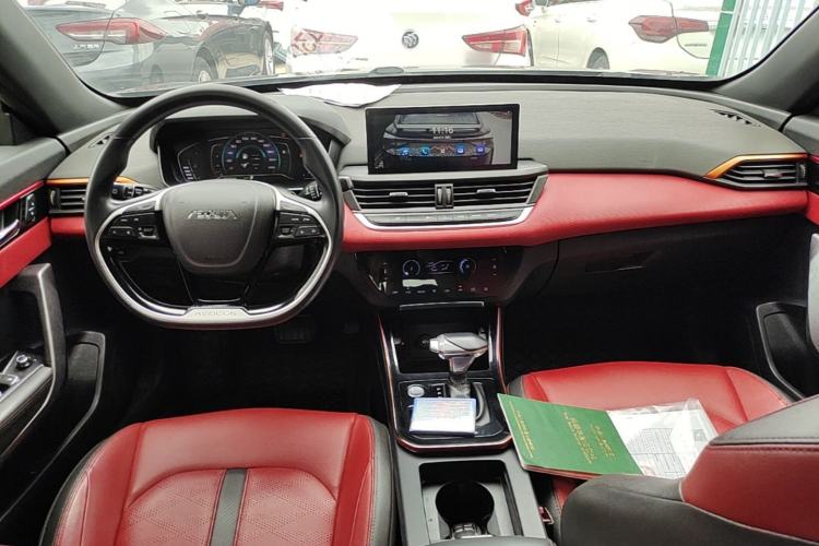 Used Dongfeng Aeolus Yixuan 2021 230T Automatic Zuiying Knight Edition Center Console