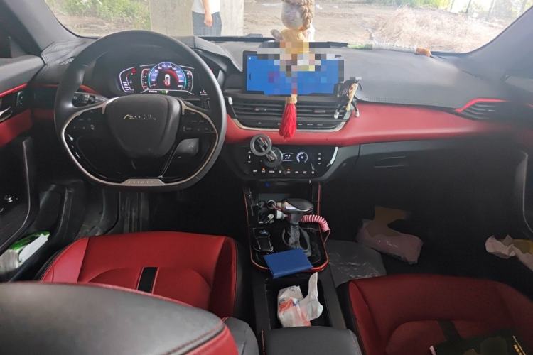 Used Dongfeng Aeolus Yixuan 2021 230T Automatic Zuiying Knight Edition Center Console