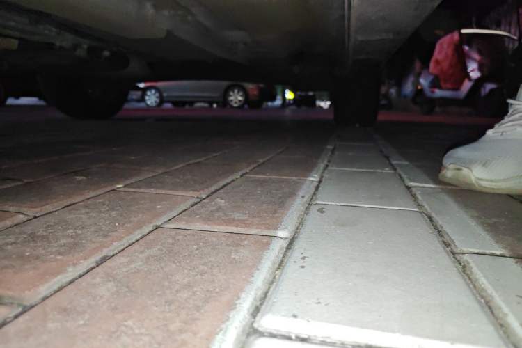 Used Dongfeng Aeolus Yixuan 2021 230T Automatic Zuiying Knight Edition Chassis Front Left