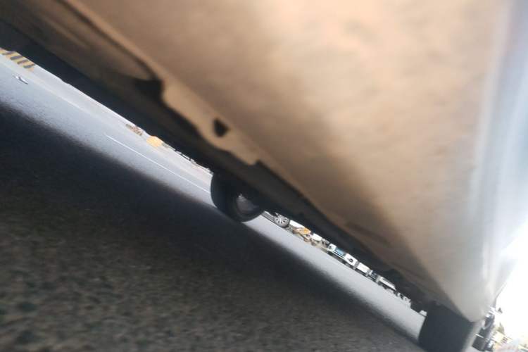 Used Dongfeng Aeolus Yixuan 2021 230T Automatic Chasing Shadow Edition Chassis Front Left