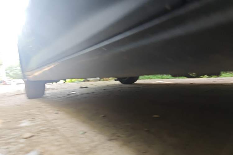 Used Dongfeng Aeolus Yixuan 2021 230T Automatic Zuiying Knight Edition Chassis Front Right