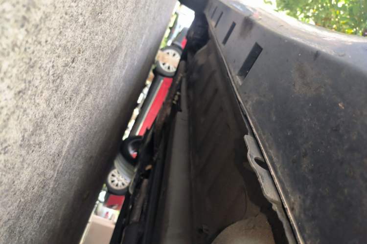 Used Dongfeng Aeolus Yixuan 2021 230T Automatic Zuiying Knight Edition Chassis Front Right