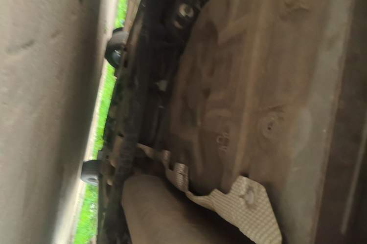 Used Dongfeng Aeolus Yixuan 2021 230T Automatic Zuiying Knight Edition Chassis Rear