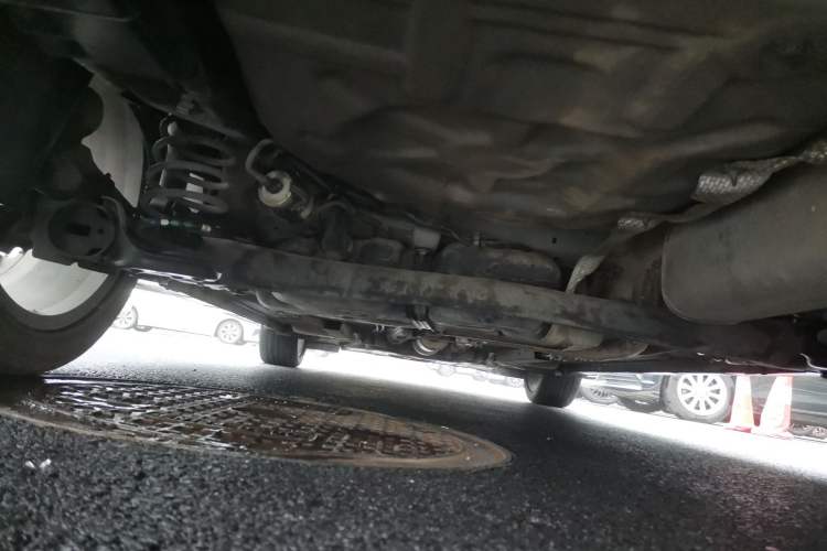 Used Dongfeng Aeolus Yixuan 2021 230T Automatic Glory Edition Chassis Rear