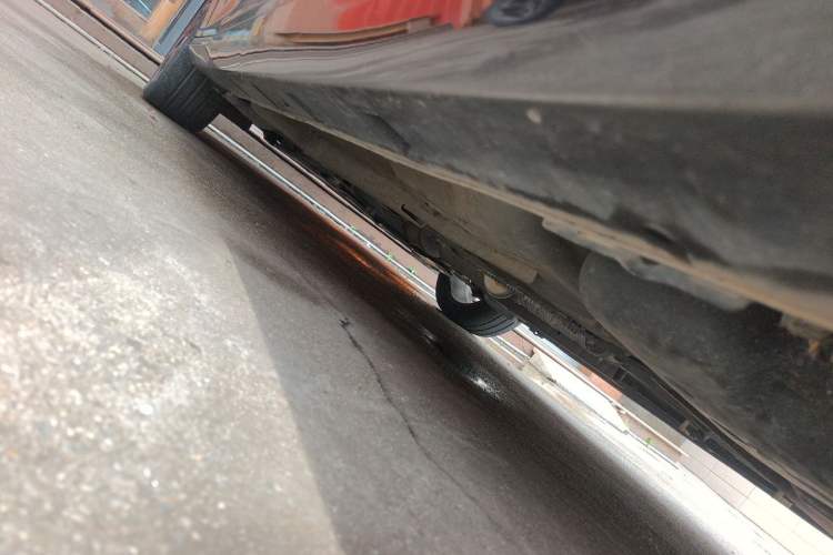 Used Dongfeng Aeolus Yixuan 2021 230T Automatic Zuiying Knight Edition Chassis Rear Left