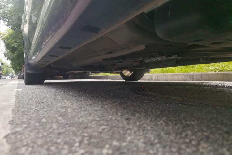 Used Dongfeng Aeolus Yixuan 2021 230T Automatic Hunter Edition Chassis Rear Left