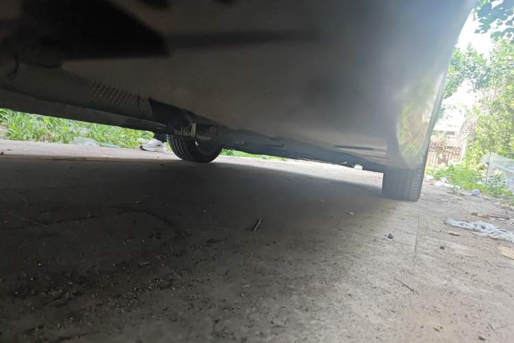 Used Dongfeng Aeolus Yixuan 2021 230T Automatic Zuiying Knight Edition Chassis Rear Right