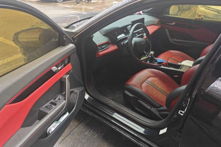 Used Dongfeng Aeolus Yixuan 2021 230T Automatic Zuiying Knight Edition Driver Seat