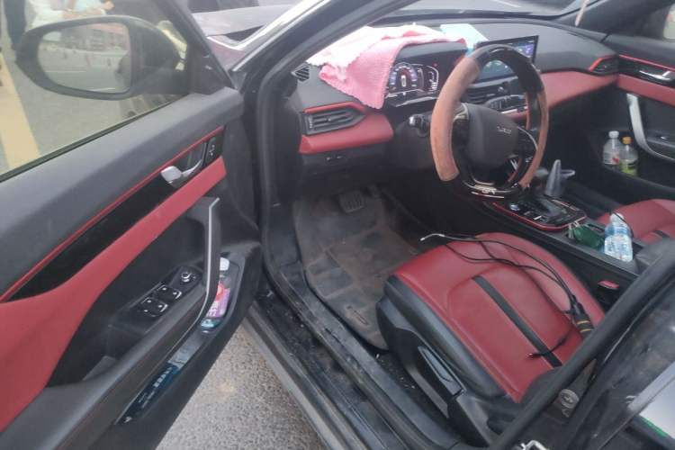 Used Dongfeng Aeolus Yixuan 2021 230T Automatic Chasing Shadow Edition Driver Seat