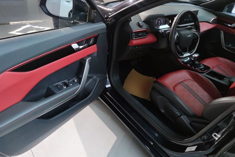 Used Dongfeng Aeolus Yixuan 2021 230T Automatic Zuiying Knight Edition Driver Seat