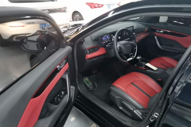 Used Dongfeng Aeolus Yixuan 2021 230T Automatic Zuiying Knight Edition Driver Seat