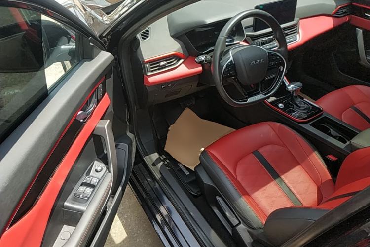 Used Dongfeng Aeolus Yixuan 2021 230T Automatic Zuiying Knight Edition Driver Seat