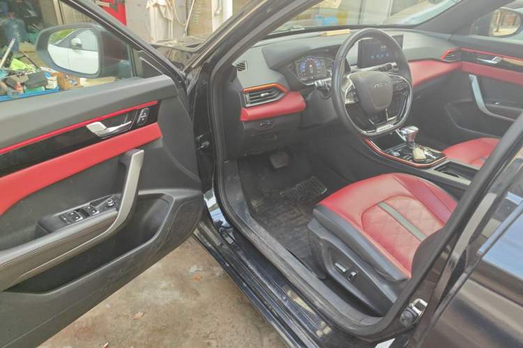 Used Dongfeng Aeolus Yixuan 2021 230T Automatic Dream-Chasing Rider Edition Driver Seat