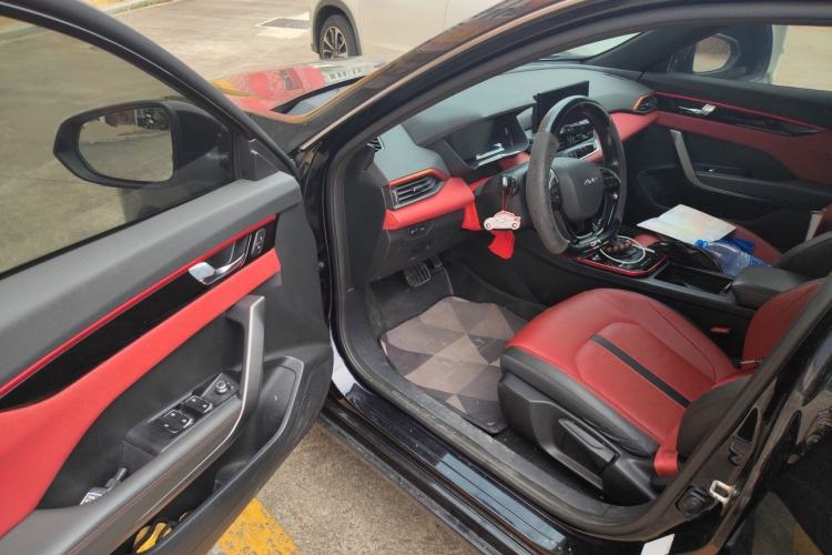 Used Dongfeng Aeolus Yixuan 2021 230T Automatic Zuiying Knight Edition Driver Seat