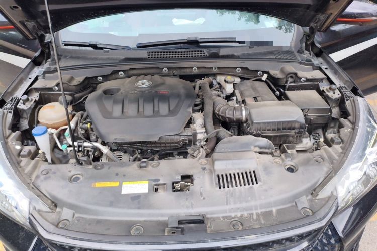 Used Dongfeng Aeolus Yixuan 2021 230T Automatic Dream-Chasing Rider Edition Engine Bay