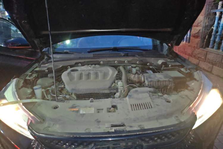 Used Dongfeng Aeolus Yixuan 2021 230T Automatic Zuiying Knight Edition Engine Bay