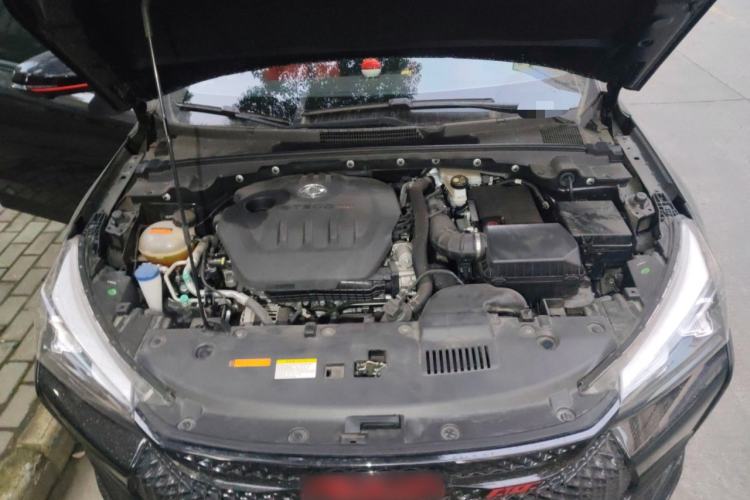 Used Dongfeng Aeolus Yixuan 2021 230T Automatic Zuiying Knight Edition Engine Bay