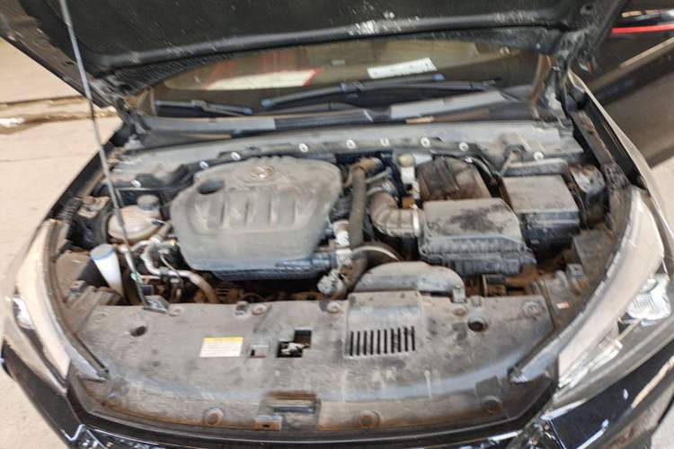 Used Dongfeng Aeolus Yixuan 2021 230T Automatic Zuiying Knight Edition Engine Bay