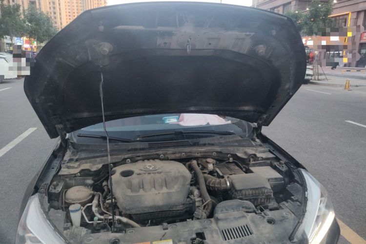 Used Dongfeng Aeolus Yixuan 2021 230T Automatic Chasing Shadow Edition Engine Bay