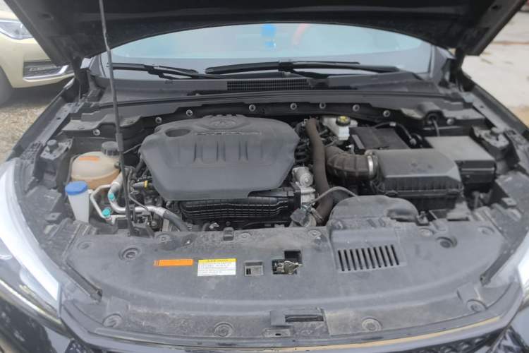 Used Dongfeng Aeolus Yixuan 2021 230T Automatic Zuiying Knight Edition Engine Bay