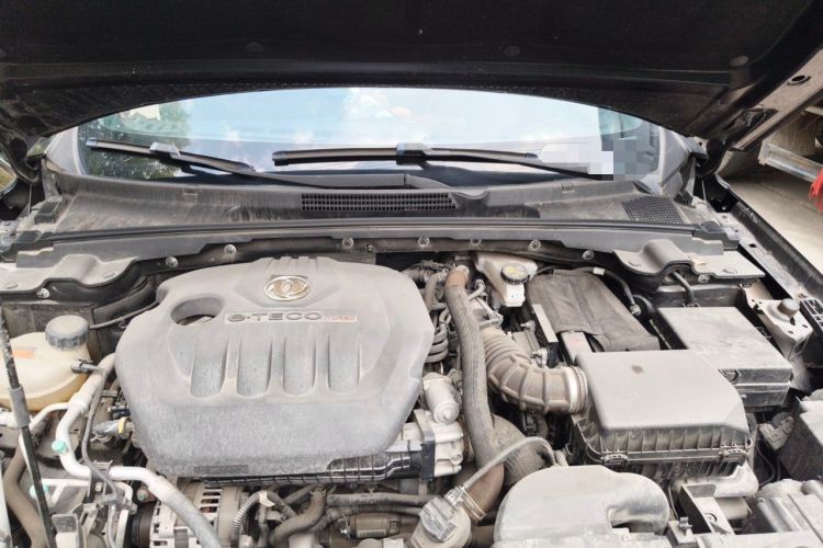 Used Dongfeng Aeolus Yixuan 2021 230T Automatic Zuiying Knight Edition Engine Bay
