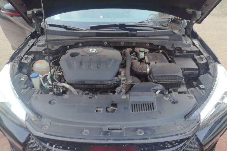 Used Dongfeng Aeolus Yixuan 2021 230T Automatic Zuiying Knight Edition Engine Bay