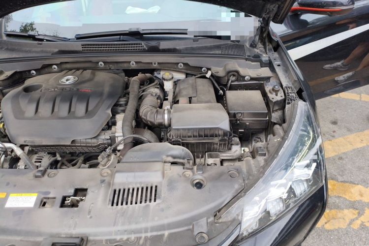 Used Dongfeng Aeolus Yixuan 2021 230T Automatic Dream-Chasing Rider Edition Engine Bay Left
