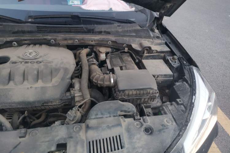 Used Dongfeng Aeolus Yixuan 2021 230T Automatic Chasing Shadow Edition Engine Bay Left