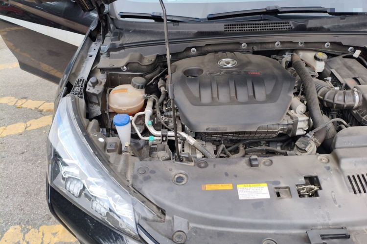 Used Dongfeng Aeolus Yixuan 2021 230T Automatic Dream-Chasing Rider Edition Engine Bay Right