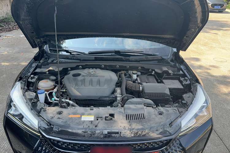 Used Dongfeng Aeolus Yixuan 2021 230T Automatic Zuiying Knight Edition Engine Bay