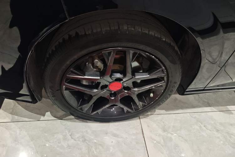 Used Dongfeng Aeolus Yixuan 2021 230T Automatic Hunter Edition Exterior 1