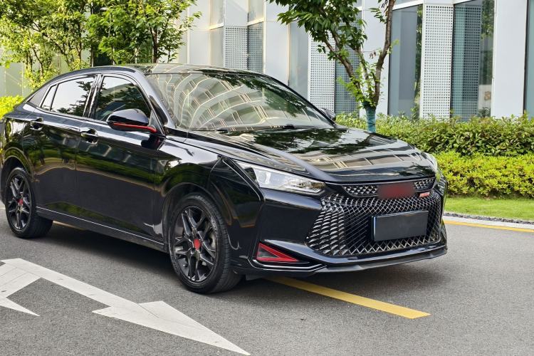 Used Dongfeng Aeolus Yixuan 2021 230T Automatic Zuiying Knight Edition Exterior 4