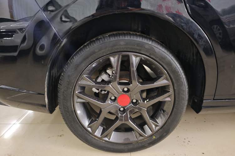 Used Dongfeng Aeolus Yixuan 2021 230T Automatic Hunter Edition Exterior 5