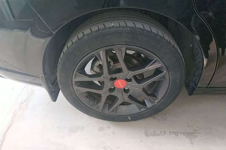 Used Dongfeng Aeolus Yixuan 2021 230T Automatic Dream-Chasing Rider Edition Exterior 5