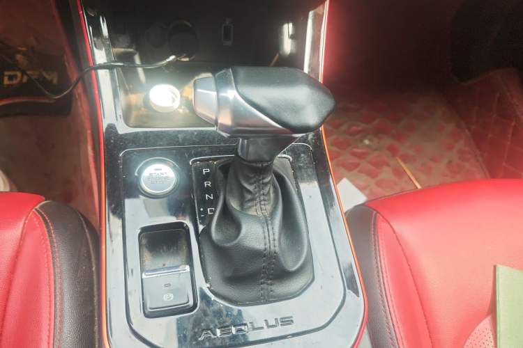 Used Dongfeng Aeolus Yixuan 2021 230T Automatic Dream-Chasing Rider Edition Gear Lever