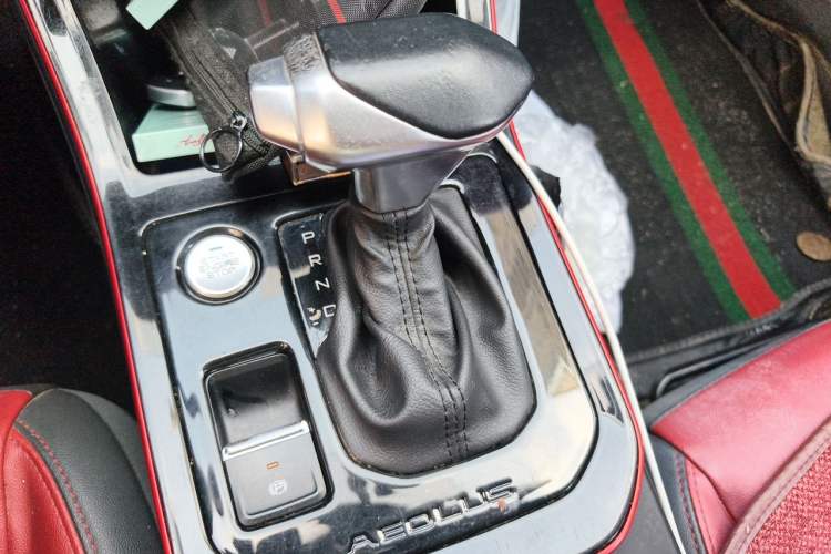 Used Dongfeng Aeolus Yixuan 2021 230T Automatic Zuiying Knight Edition Gear Lever