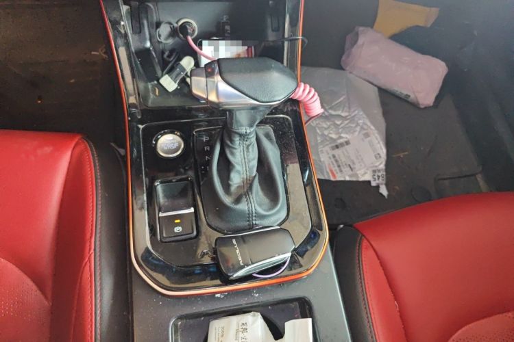 Used Dongfeng Aeolus Yixuan 2021 230T Automatic Zuiying Knight Edition Gear Lever