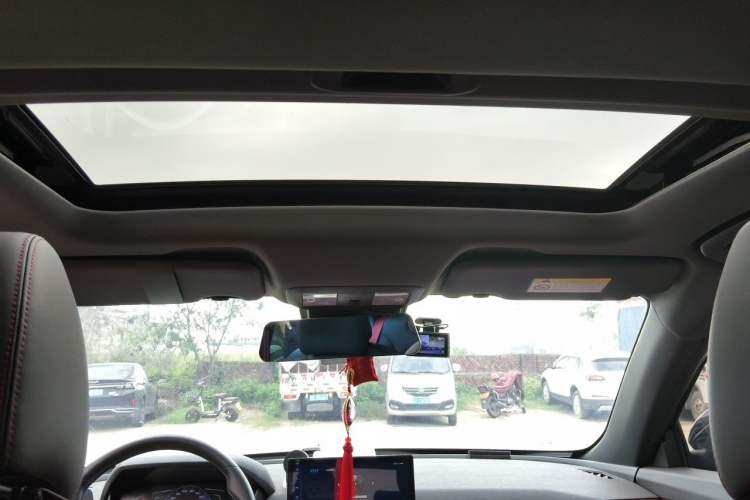 Used Dongfeng Aeolus Yixuan 2021 230T Automatic Hunter Edition Headliner
