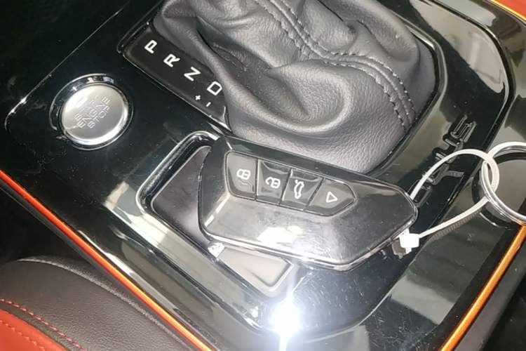 Used Dongfeng Aeolus Yixuan 2021 230T Automatic Dream-Chasing Rider Edition Interior 1