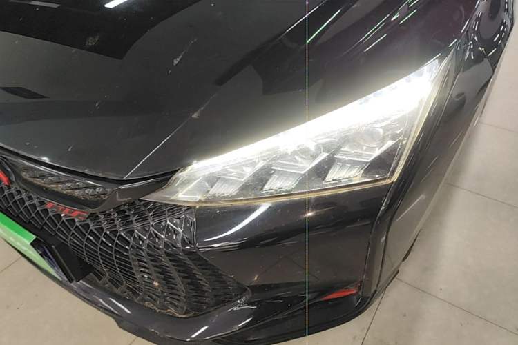 Used Dongfeng Aeolus Yixuan 2021 230T Automatic Dream-Chasing Rider Edition Left Front Headlight