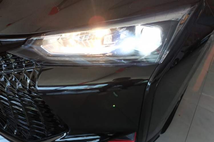 Used Dongfeng Aeolus Yixuan 2021 230T Automatic Zuiying Knight Edition Left Front Headlight