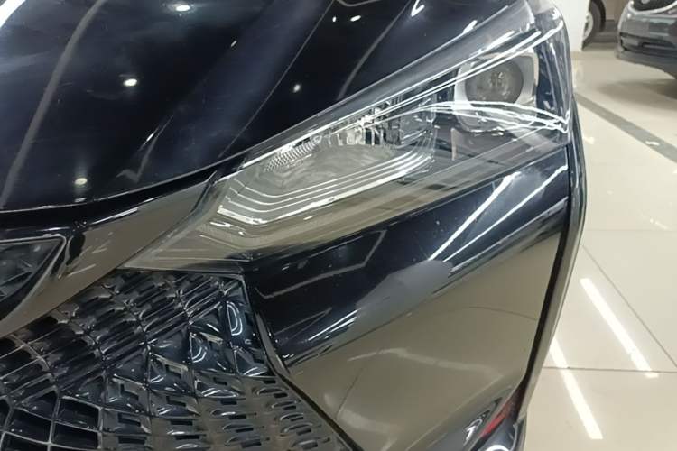 Used Dongfeng Aeolus Yixuan 2021 230T Automatic Zuiying Knight Edition Left Front Headlight