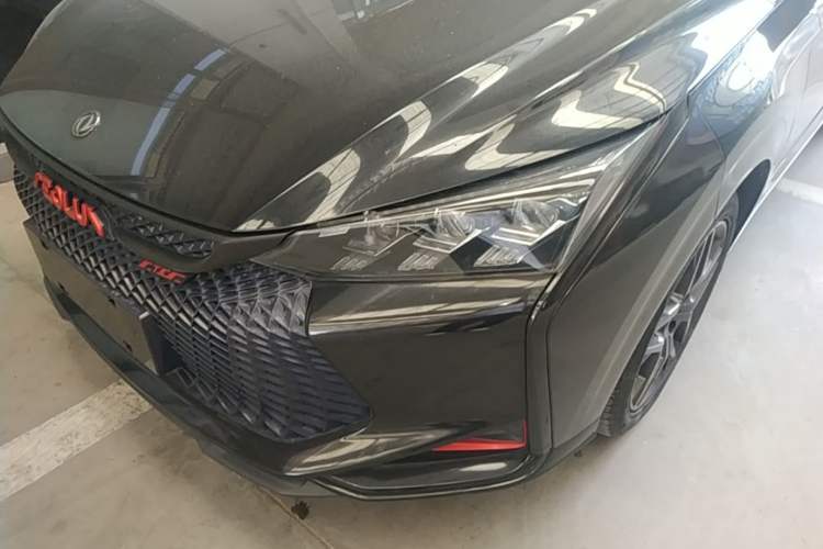 Used Dongfeng Aeolus Yixuan 2021 230T Automatic Dream-Chasing Rider Edition Left Front Headlight