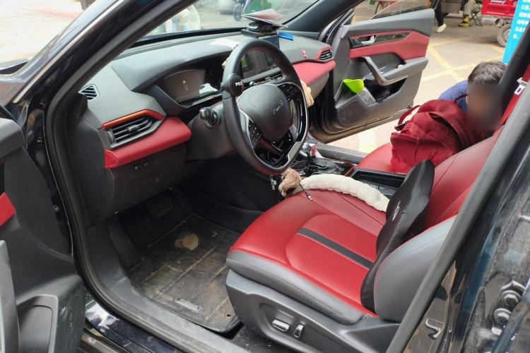 Used Dongfeng Aeolus Yixuan 2021 230T Automatic Dream-Chasing Rider Edition Left Front Seat