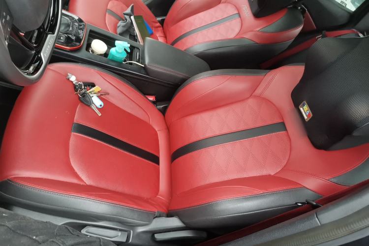 Used Dongfeng Aeolus Yixuan 2021 230T Automatic Glory Edition Left Front Seat