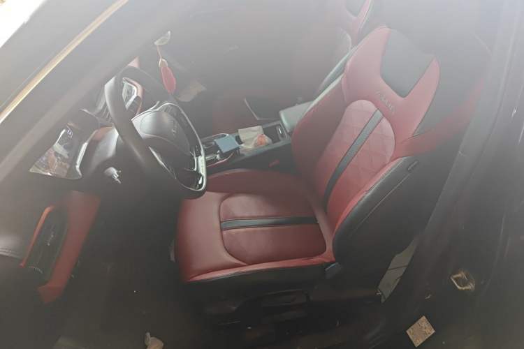 Used Dongfeng Aeolus Yixuan 2021 230T Automatic Zuiying Knight Edition Left Front Seat
